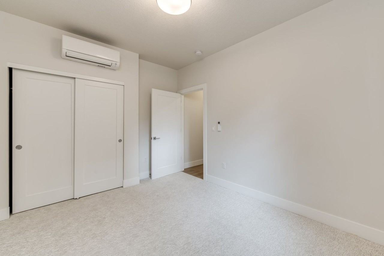 4060 N Montana Ave - Photo 4 of 12