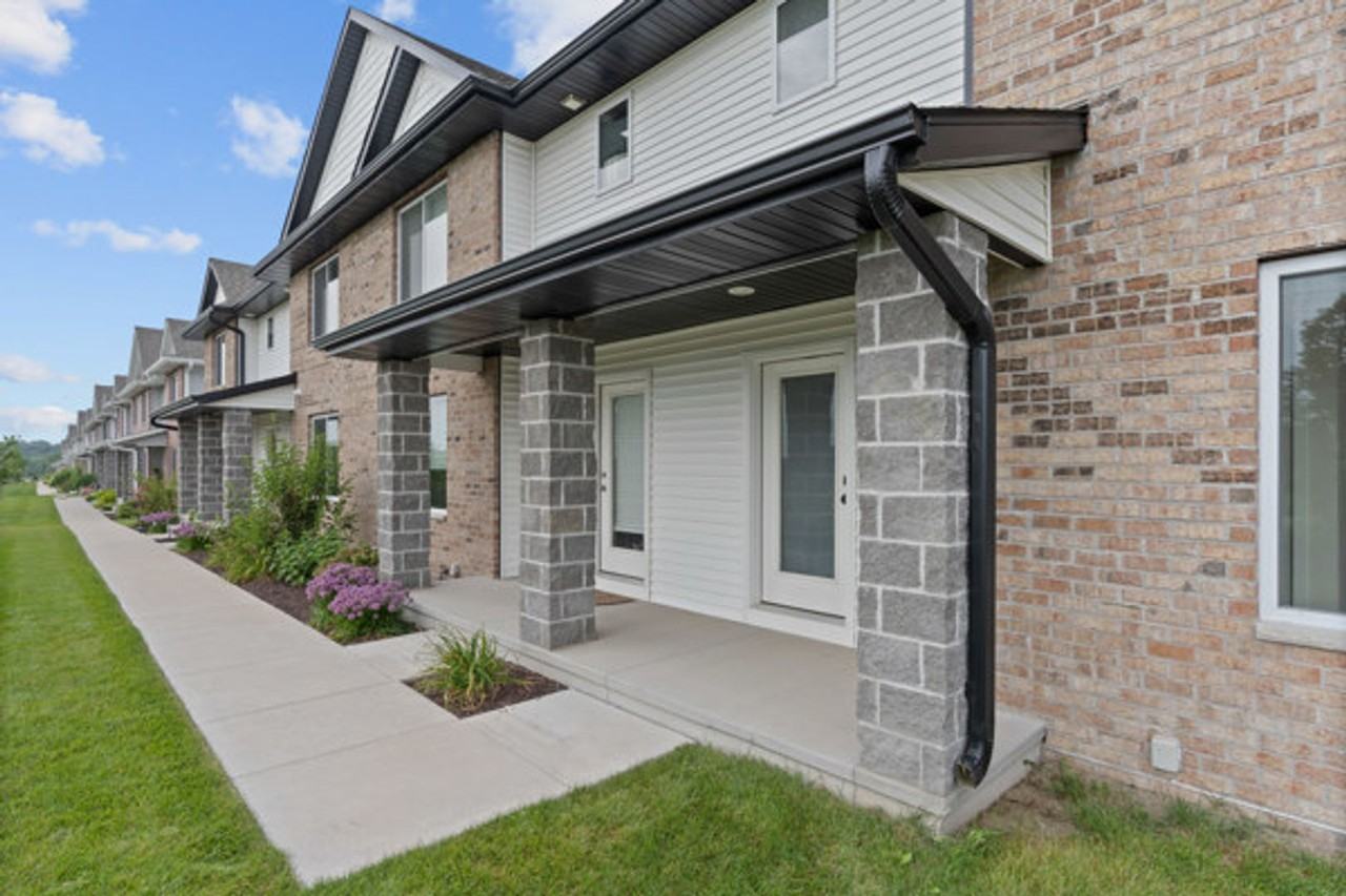 1200 Ronald Way - Photo 2 of 38