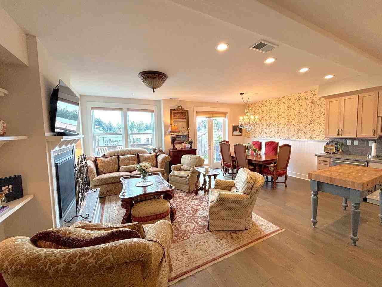 450 Granite Way - Photo 3 of 37