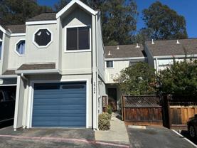 2726 Hampton Ln - Photo 1 of 1
