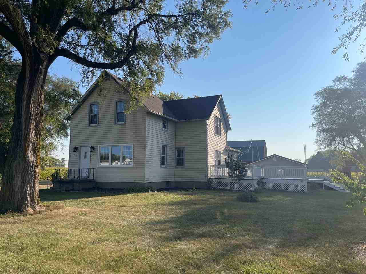 10517 Minnich Rd - Photo 2 of 28