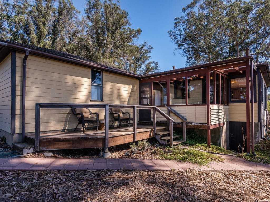 337 Main St - Photo 2 of 24