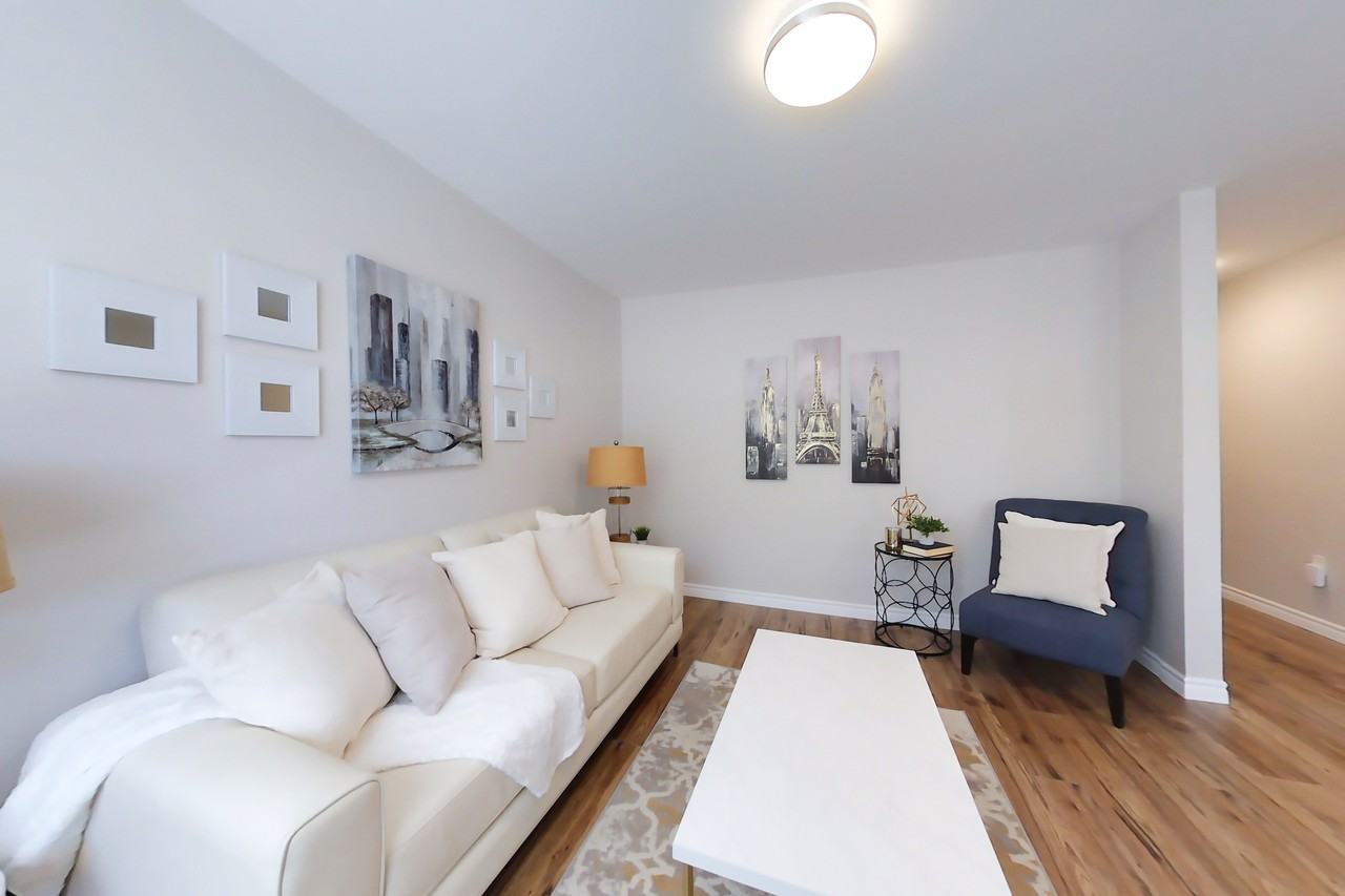 19 Kent St #1 - Photo 2 of 9