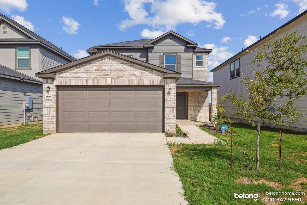 4806 Ocean Wave - Photo 2 of 26