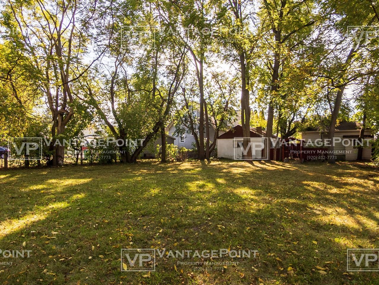 3106 Hall Ave - Photo 3 of 12