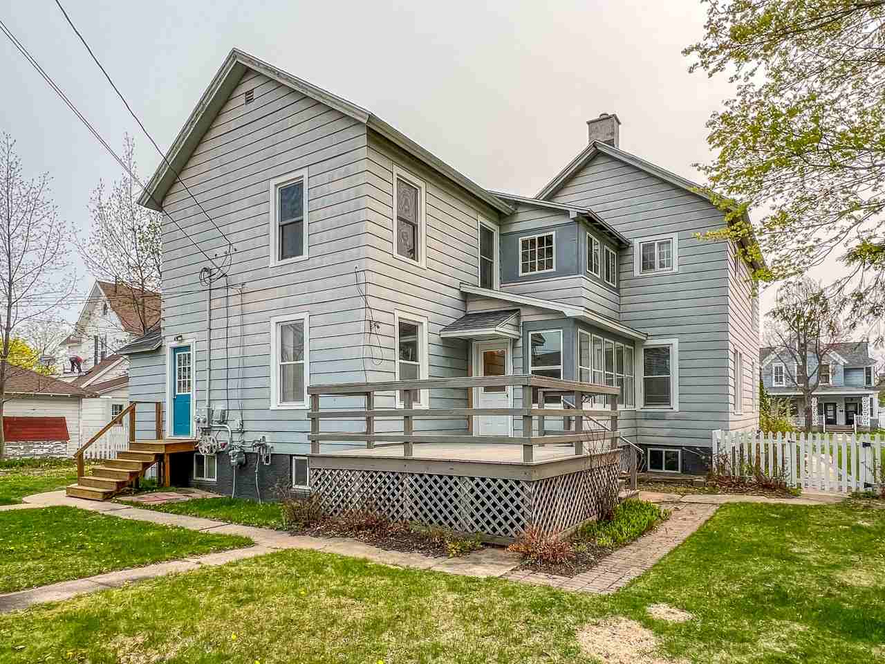 606 S 6th St - Photo 2 of 15