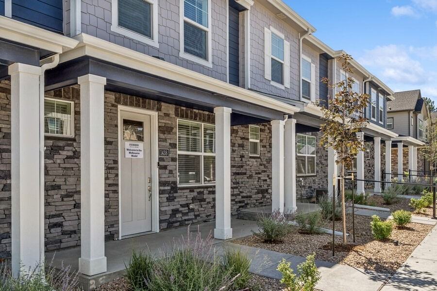 1453 Eagle St #0009 - Photo 2 of 27