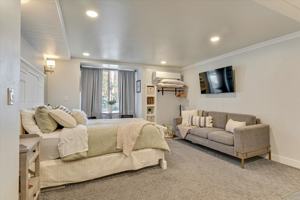 featured image of 2105 Prospector Ave #208