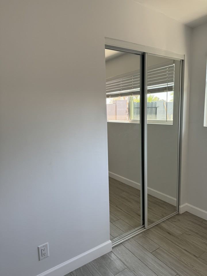 4019 E Desert Cactus St #B - Photo 3 of 24