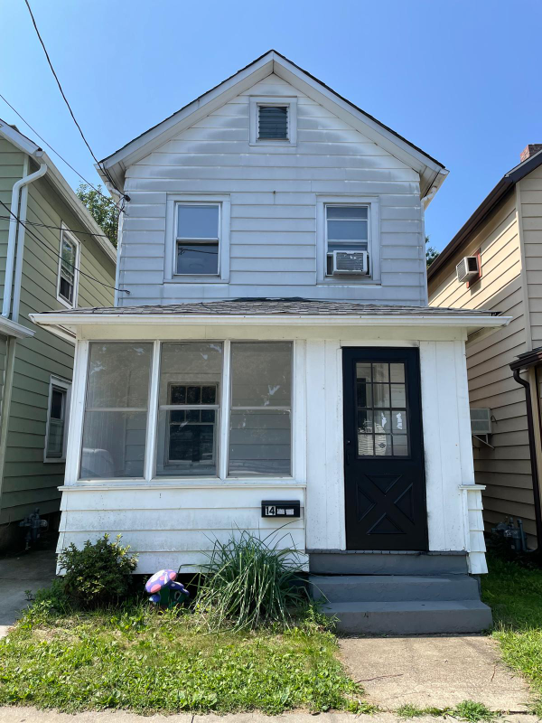 14 Clinton St - Photo 2 of 7