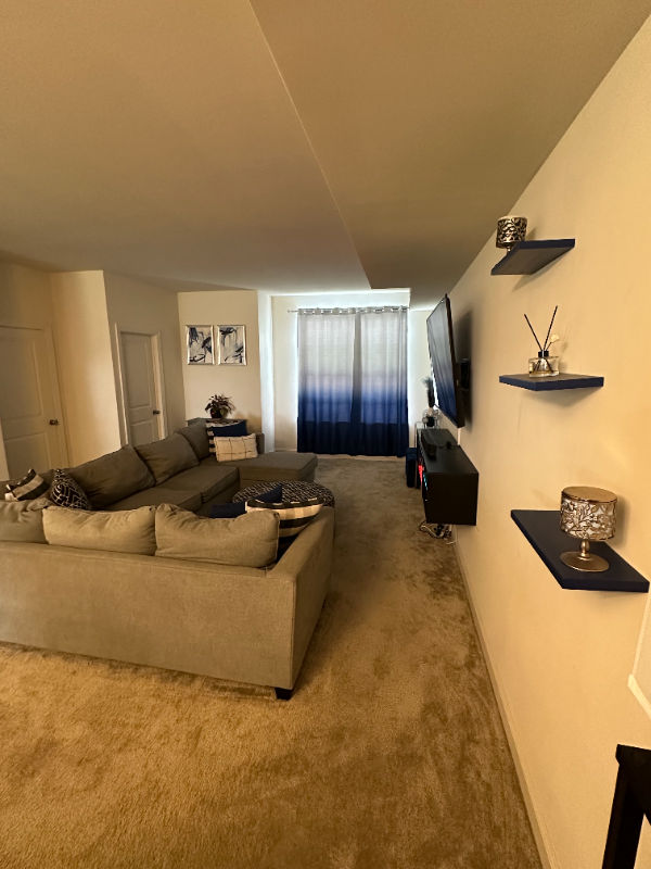 1414 Carrick Ct - Photo 3 of 8