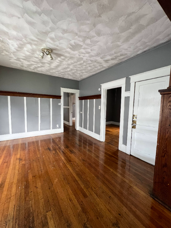 573 Washington Ave #2 - Photo 2 of 9