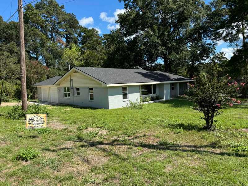 520 N Pine St - Photo 2 of 18