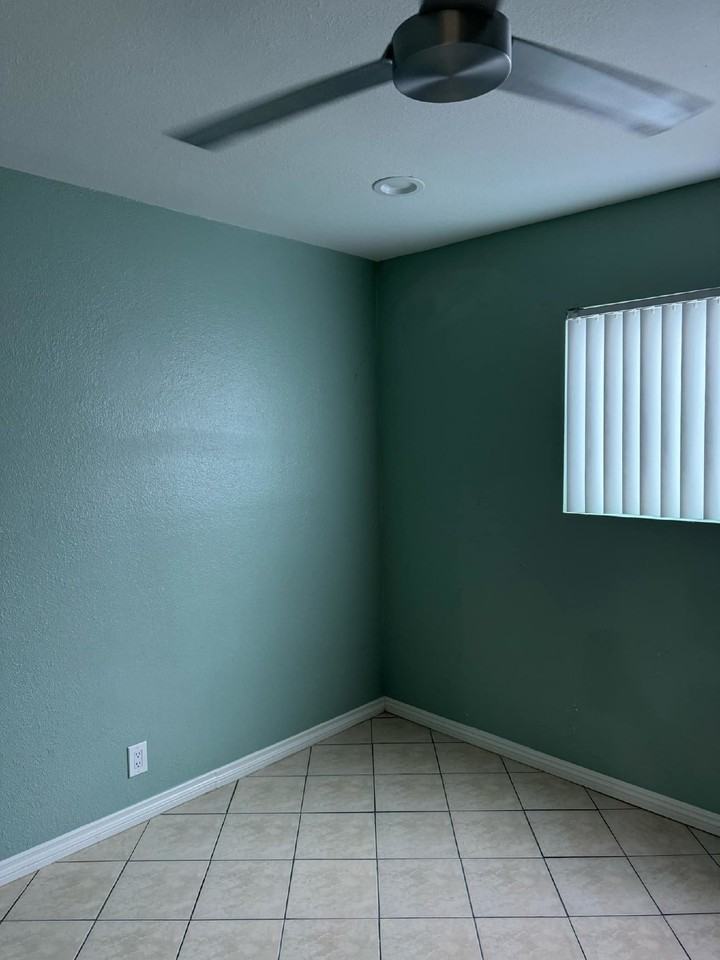 4246 Van Dyke Ave #6 - Photo 6 of 17