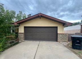 708 S Pratt Pkwy - Photo 1 of 1