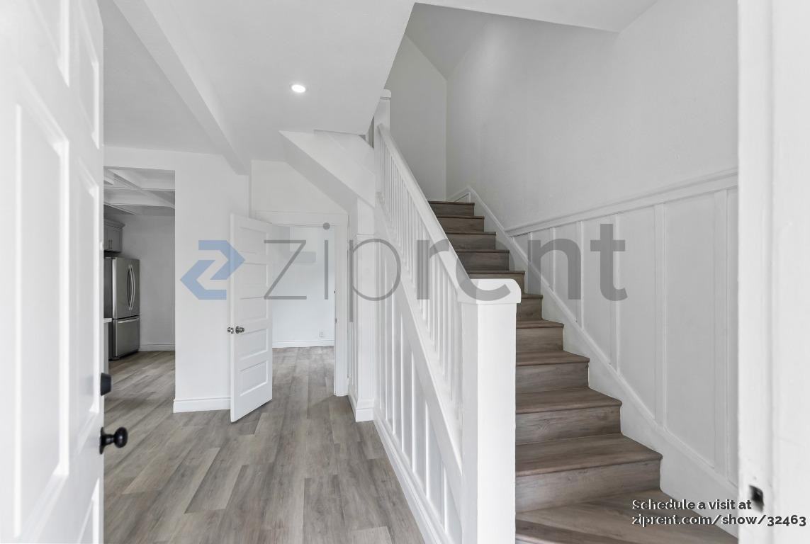 2215 92nd Ave - Photo 5 of 23