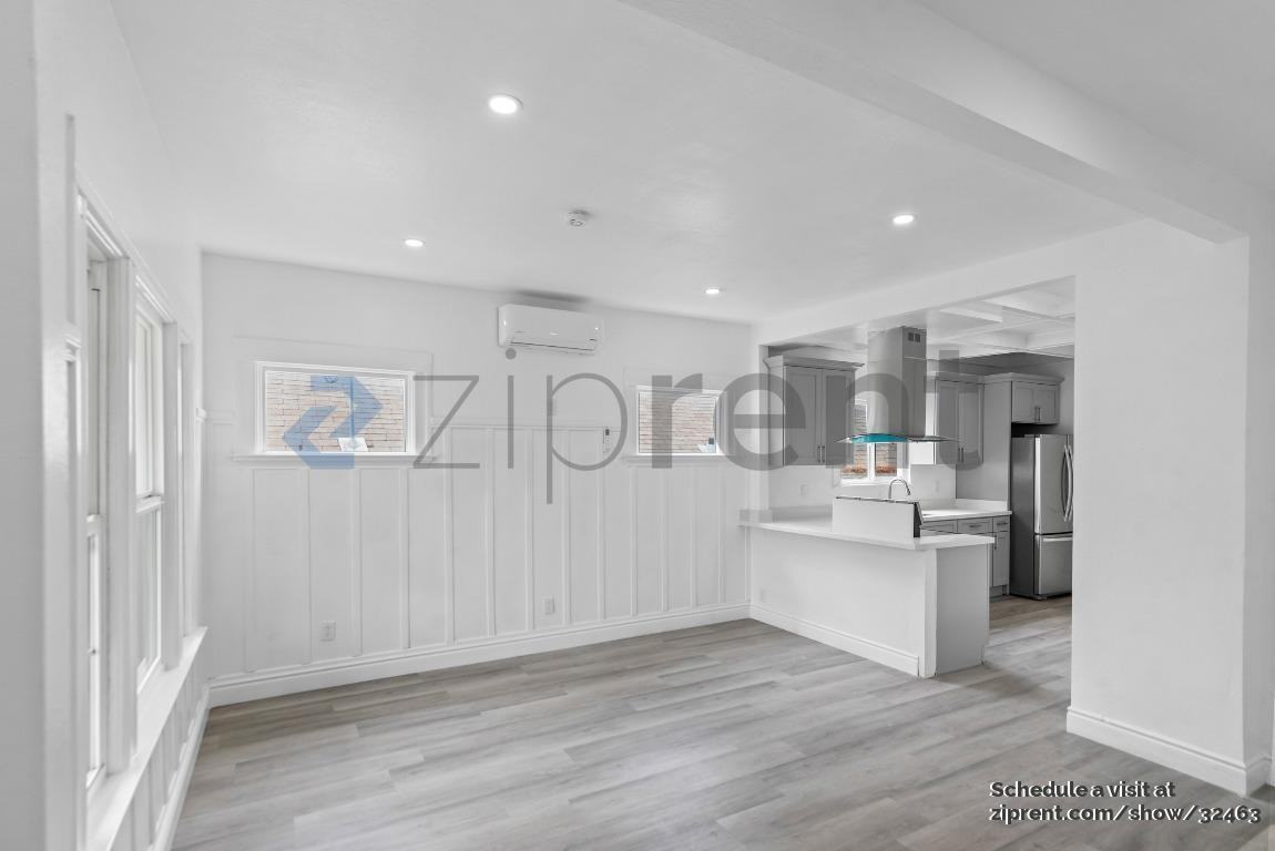 2215 92nd Ave - Photo 7 of 23
