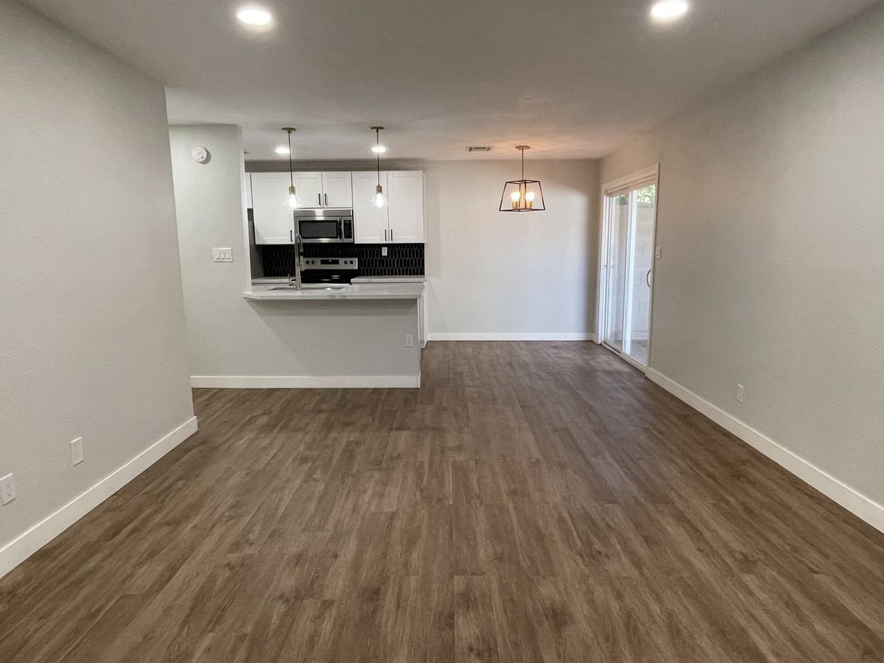 1111 North 84th Place #1111 - Photo 3 of 32