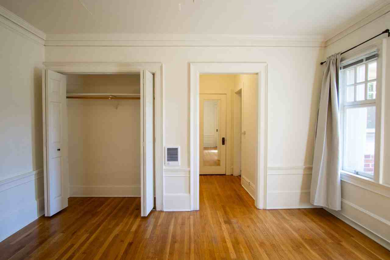 193 - Belle Court - Photo 4 of 17