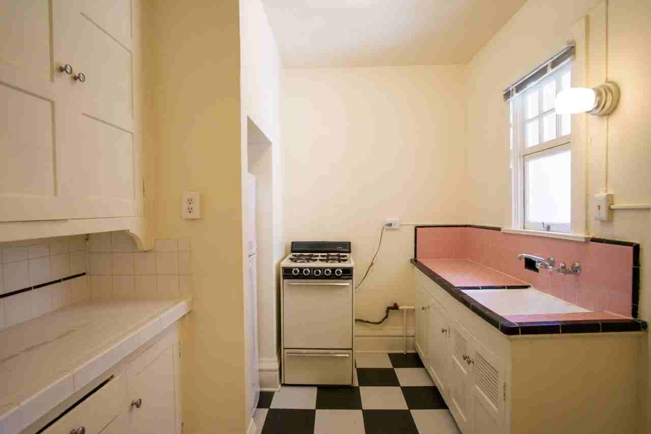 193 - Belle Court - Photo 6 of 17