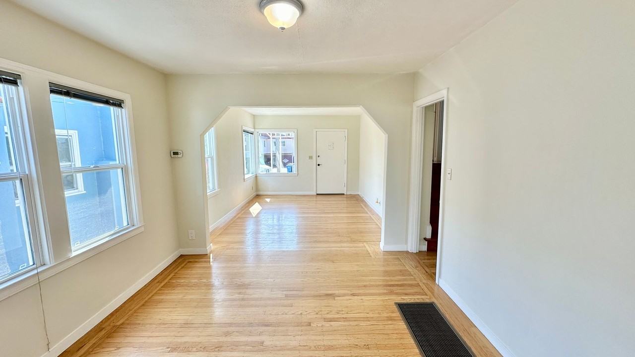 1426 Liberty St - Photo 6 of 24