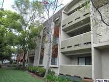 Clean and Spacious Condo, Pasadena - Photo 1 of 1