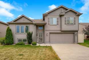 20817 Parker St - Photo 1 of 1