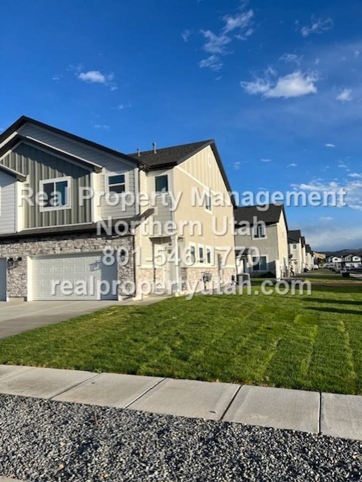 67 West 425 North - Photo 2 of 16