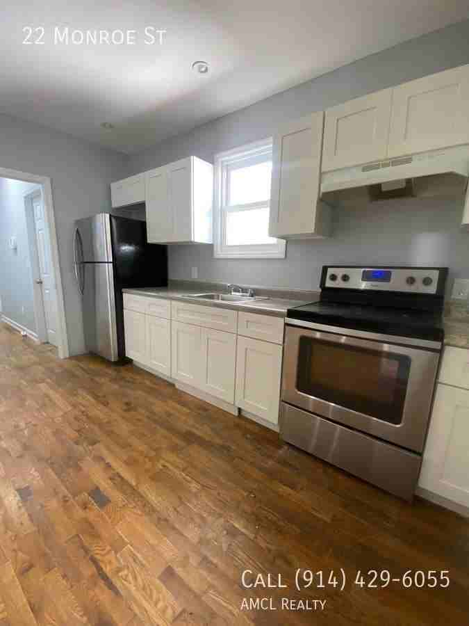 22 Monroe St - Photo 3 of 18