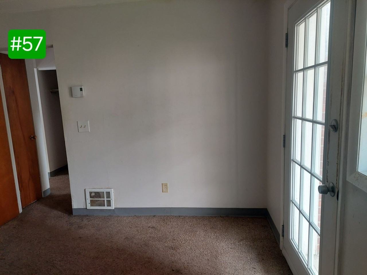 Greenock Manor 2 bedroom 1 bath apartment - Photo 3 of 7