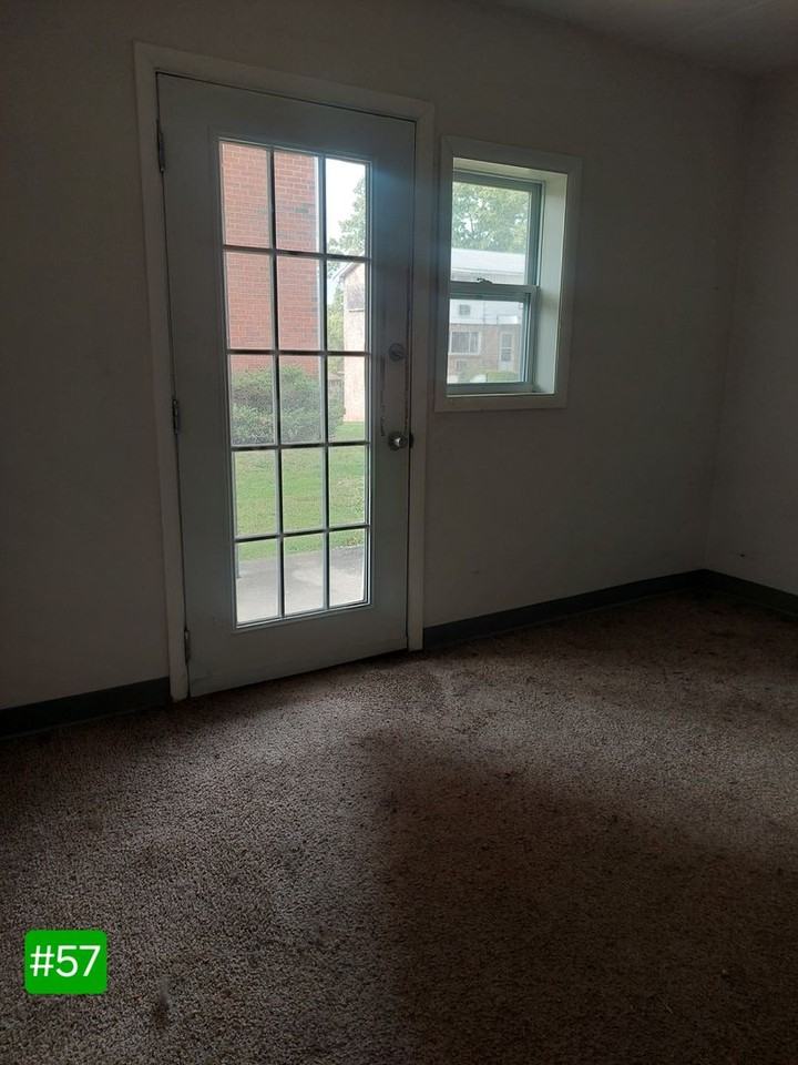 Greenock Manor 2 bedroom 1 bath apartment - Photo 4 of 7