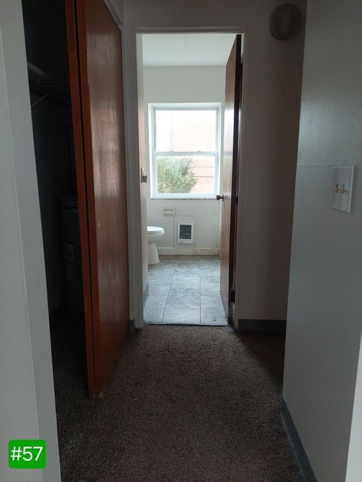 Greenock Manor 2 bedroom 1 bath apartment - Photo 6 of 7