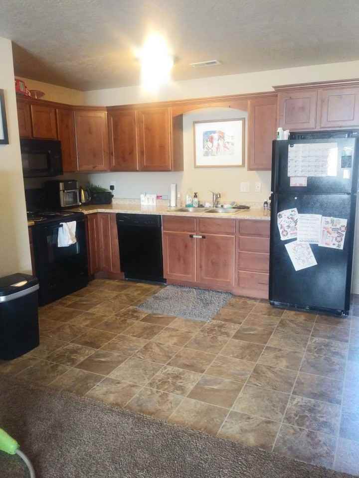 Johnson7 - Photo 2 of 23