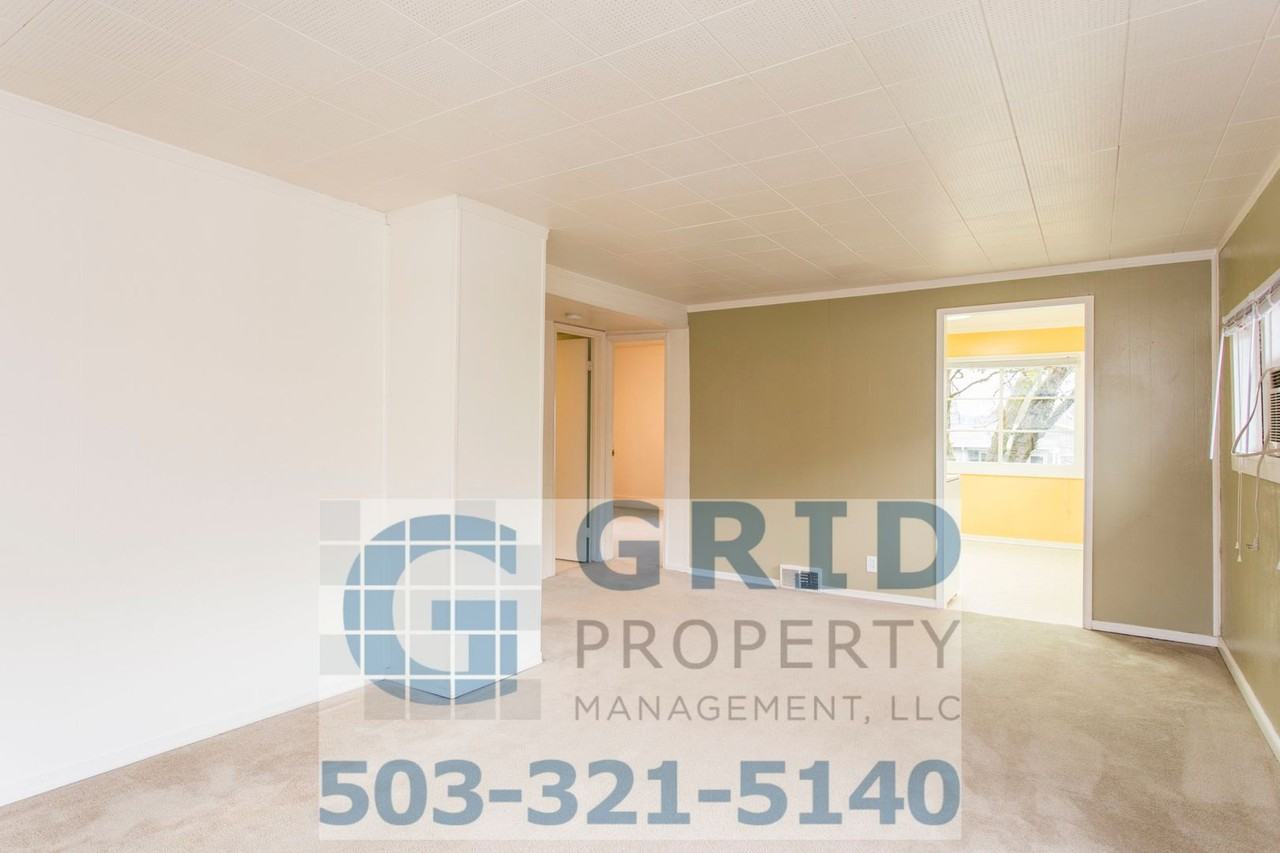 2723 N Halleck St - Photo 2 of 27