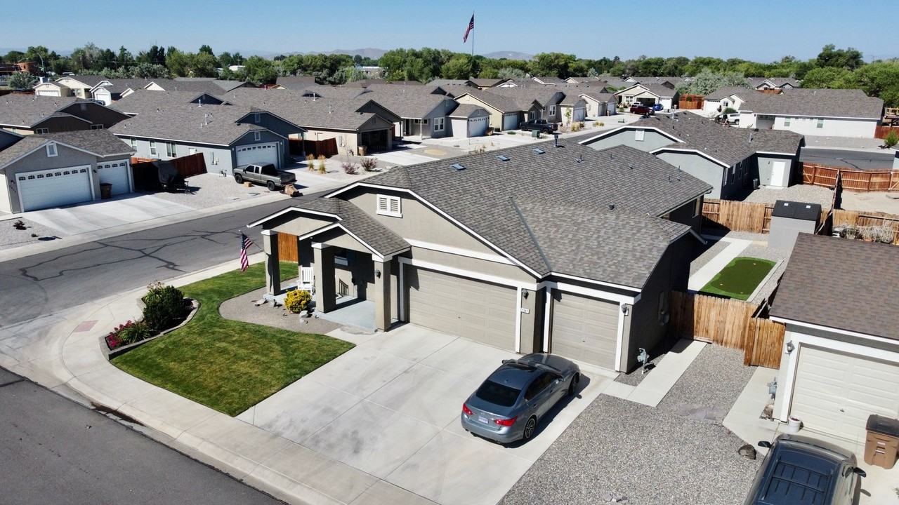 1347 Onda Verde Dr - Photo 3 of 36