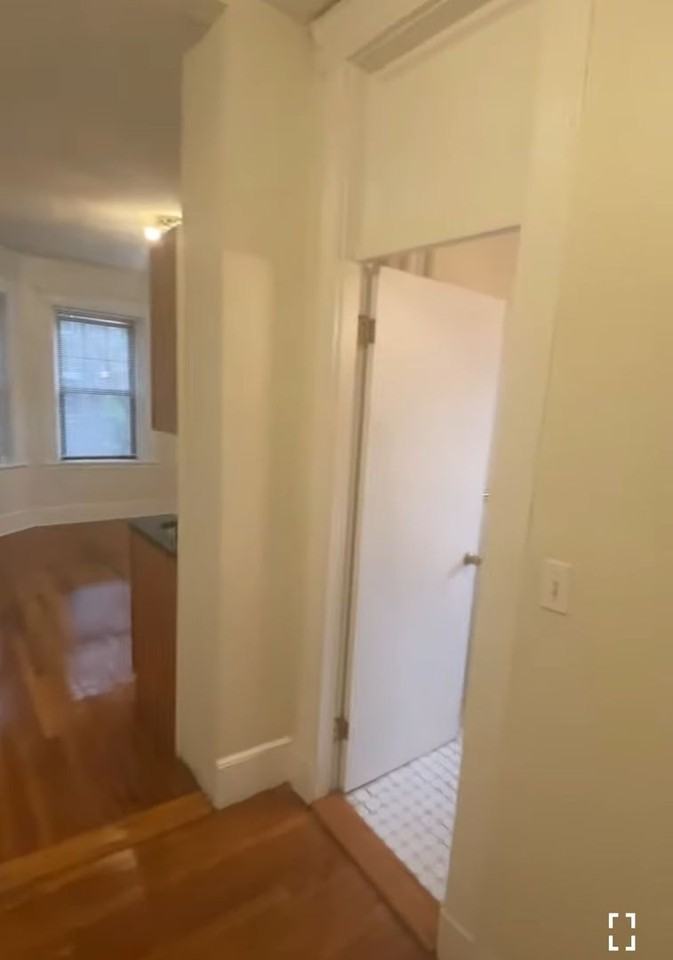 1410 Commonwealth Ave - Photo 6 of 12