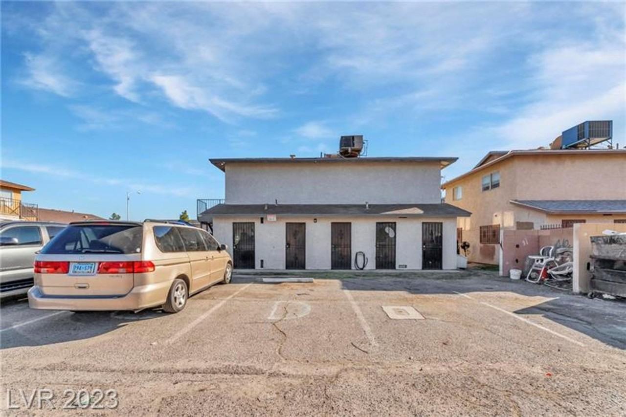 1641 N Lamont St, North Las Vegas, NV 89115 - Photo 3 of 12