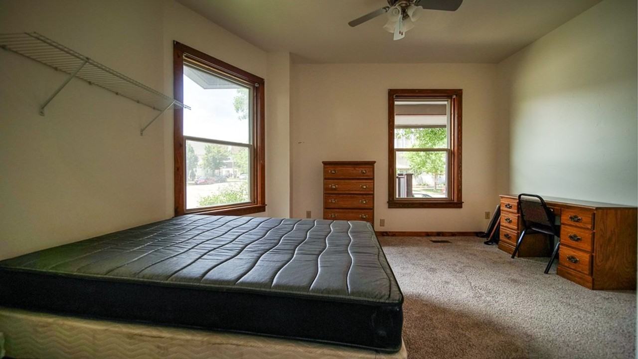 151W - Photo 4 of 50