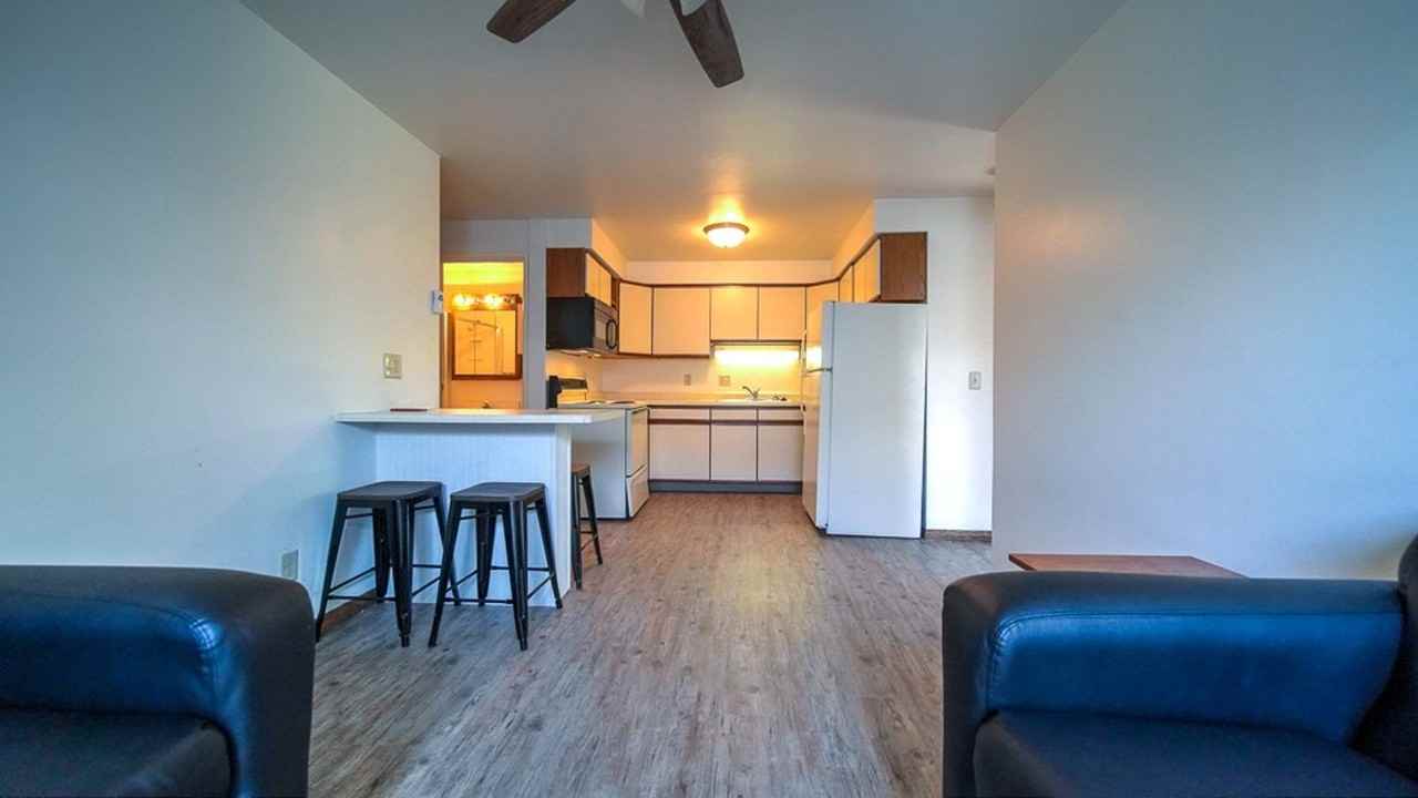 228 - Photo 3 of 50