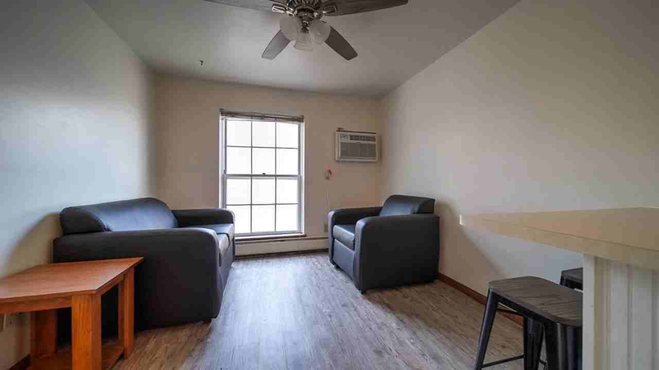 228 - Photo 6 of 50