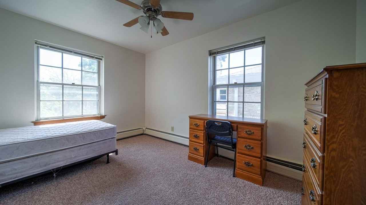228 - Photo 7 of 50