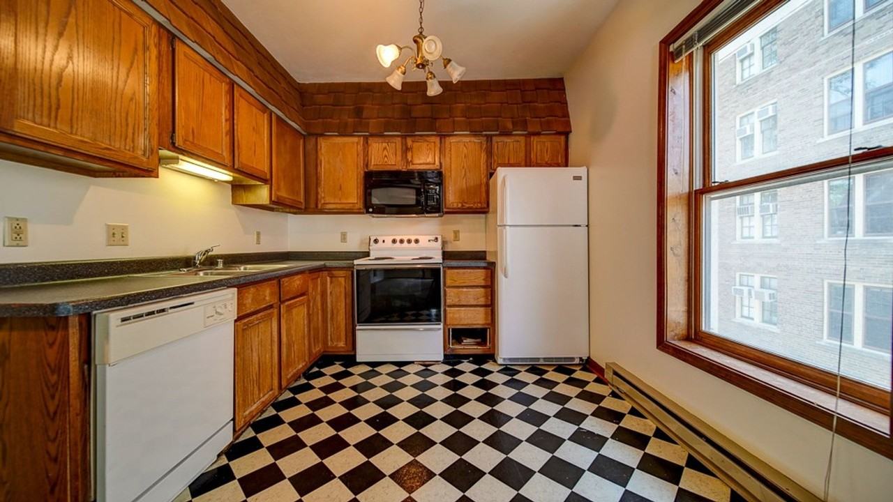257-259 Langdon St. - Photo 3 of 15