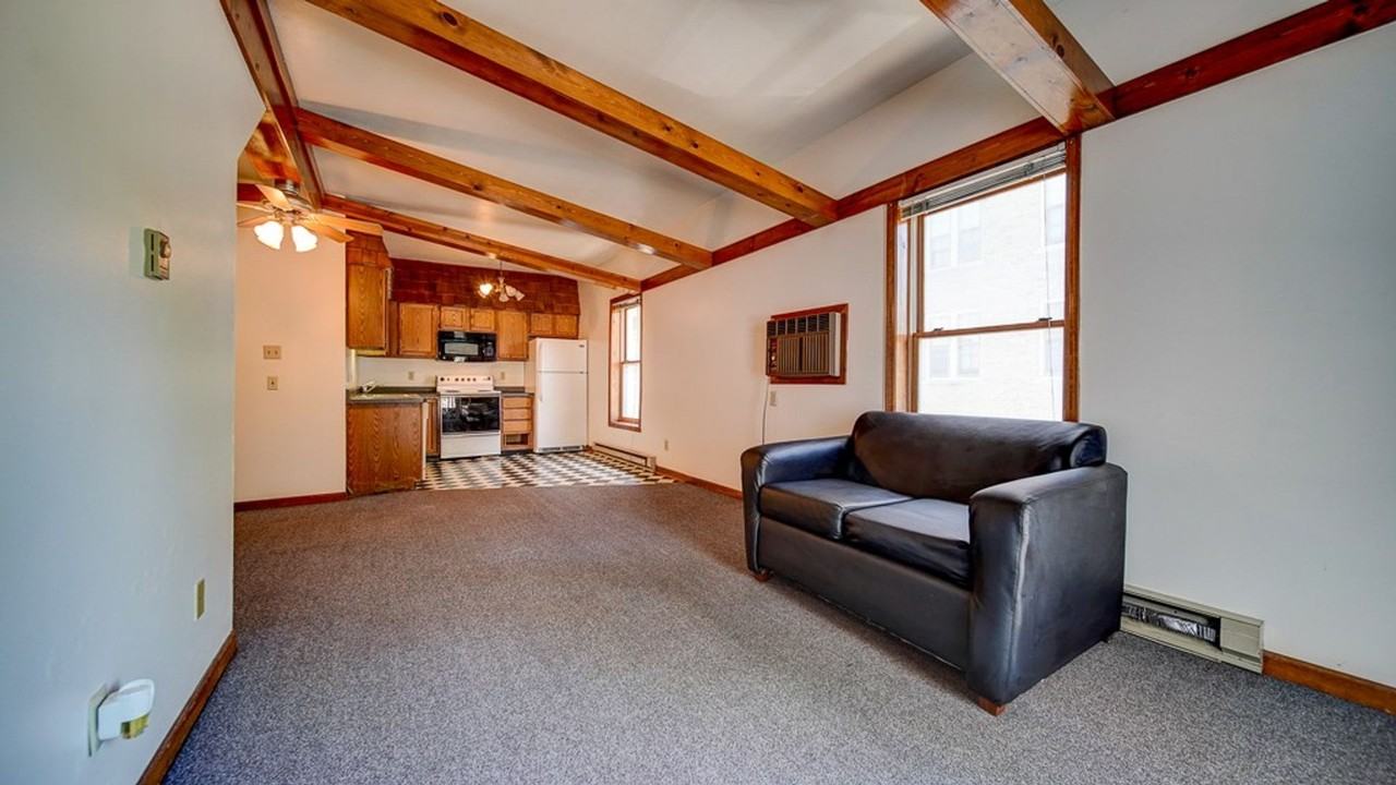 257-259 Langdon St. - Photo 4 of 15