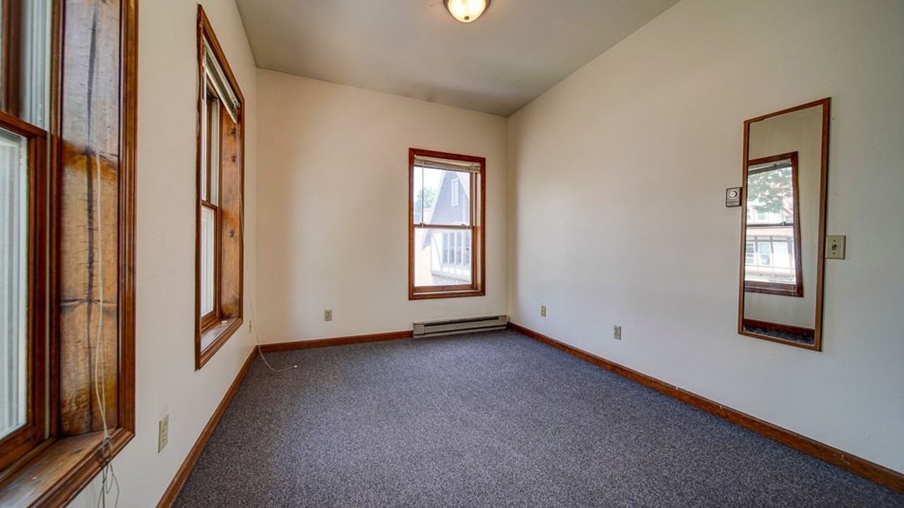 257-259 Langdon St. - Photo 7 of 15