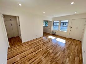 6100-6106 Woodman Ave - Photo 1 of 1