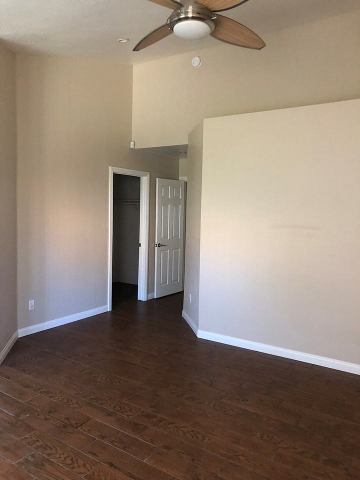 13083 Troy Ct - Photo 7 of 16