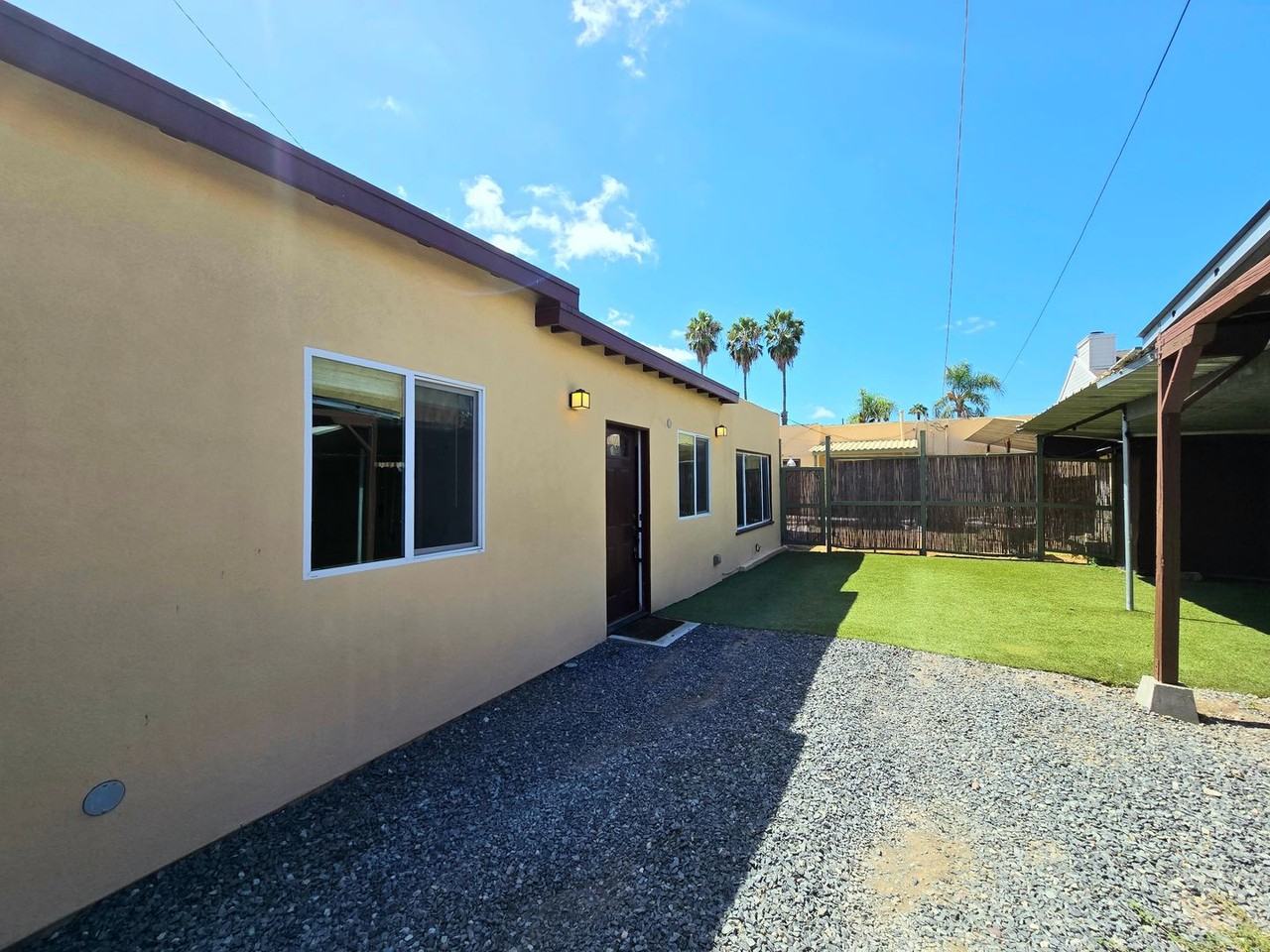 4727 1/2 Bancroft St - Photo 2 of 17