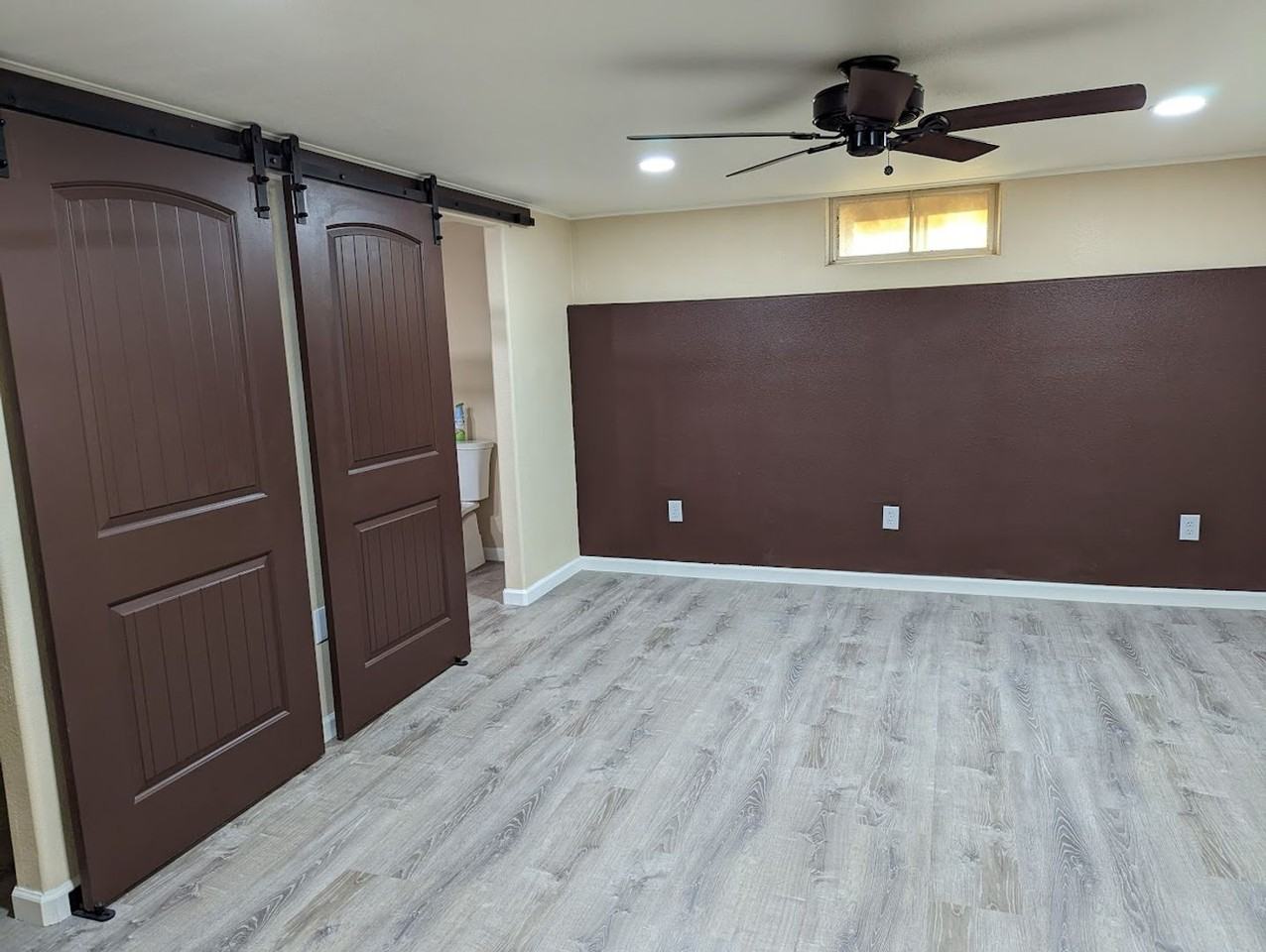 3134 8th St - Photo 4 of 24