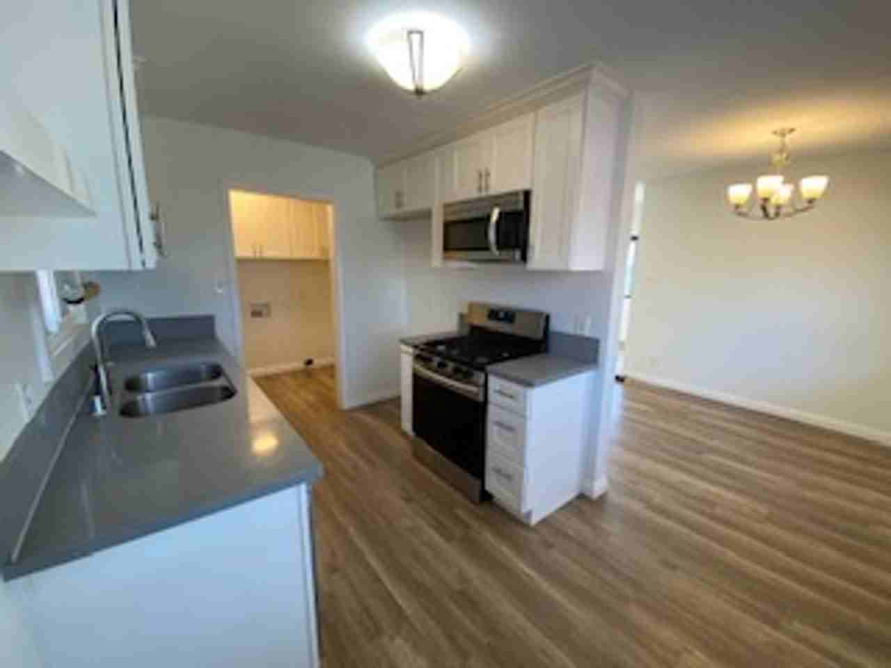 1734-36 Eudora Ave - Photo 3 of 12