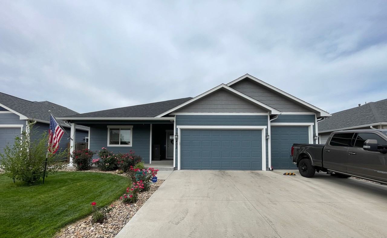 403 Clover Ct - Photo 2 of 42